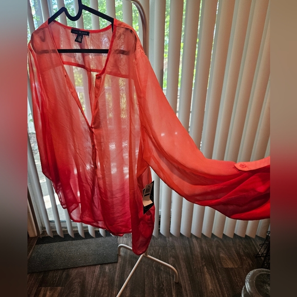 Como Black Sheer Ombre Blouse NWT - Picture 3 of 6